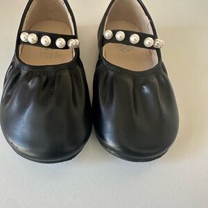 Vince Camilo Toddler Girls Black MaryJanes with Pearl Embellished Strap